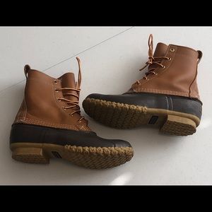 LL Bean Women's 8"Thinsulate Bean Boot.